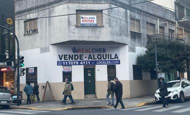 Local  110 m2  en esquina Echeverria y Amenabar