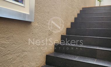 CASA EN VENTA EN EL CENTRO DE AVANDARO A UNOS CUANTOS PASOS DE LA ZONA COMERCIAL