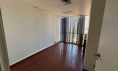 Renta de Oficina Acondicionada de 98 m2 en Rio Rhin