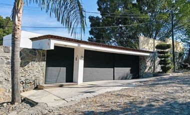 CASA DE CAMPO EN PUENTE GRANDE