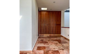 CASA MODERNA EN CONDOMINIO, BOSQUE VERDE