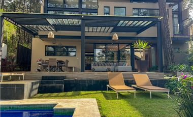 CASA MODERNA EN CONDOMINIO, BOSQUE VERDE