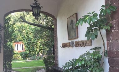 HERMOSA HACIENDA CON 9 RECÁMARAS