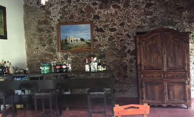 HERMOSA HACIENDA CON 9 RECÁMARAS