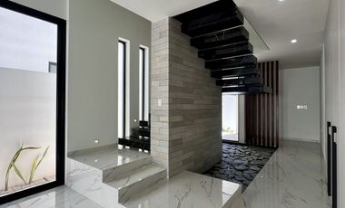 Casa en venta en privada residencial zona de Chablekal