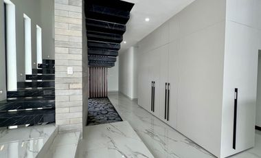 Casa en venta en privada residencial zona de Chablekal