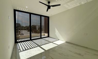 Casa en venta en privada residencial zona de Chablekal