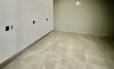 VENTA CASA CON USO DE SUELO HABITACIONAL Y DE OFICINA EN LA COLONIA DEL VALLE