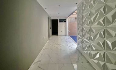 VENTA CASA CON USO DE SUELO HABITACIONAL Y DE OFICINA EN LA COLONIA DEL VALLE