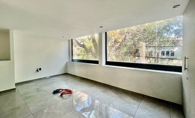 VENTA CASA CON USO DE SUELO HABITACIONAL Y DE OFICINA EN LA COLONIA DEL VALLE