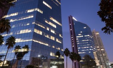 Renta oficina de 408 m² acondicionada en  Santa María, Monterrey