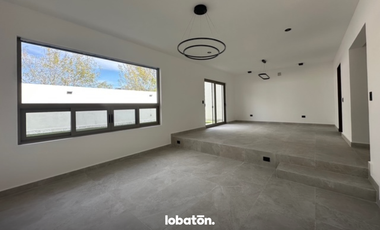 CASA EN VENTA LOMAS DEL CAMPESTRE