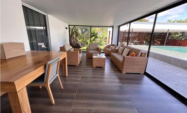 Casa campestre en condominio para la venta en Cerritos, Pereira!!!