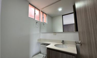 Alquilo apartamento penthouse 2 habit. ubicado en Rionero
