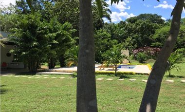 CASA FINCA ENTRE SAN JERÓNIMO Y SANTA FE DE ANTIOQUIA