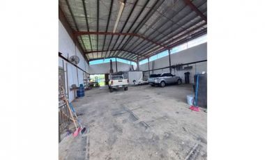 ALQUILO GALERA  DE 500M2 EN JUAN DIAZ