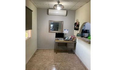 VENTA  DE CASA EN DAVID  EN LA RIVERA 493 METROS