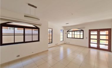 SE VENDE CASA EN COSTA SUR - EL DORAL