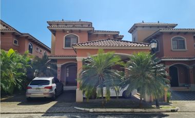SE VENDE CASA EN COSTA SUR - EL DORAL