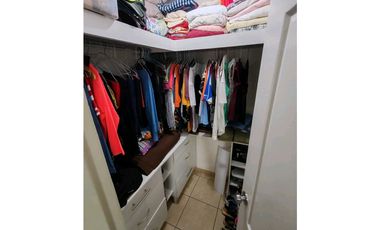 VENDO CASA EN BRISAS DEL GOLF