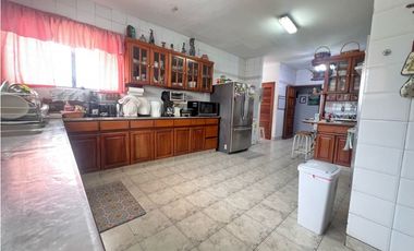 Gran Espacio para Grandes Momentos Casa de 700 m²  betania los angeles