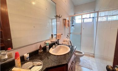 Gran Espacio para Grandes Momentos Casa de 700 m²  betania los angeles