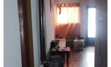 VENTA - CASA 3 DORMITORIOS - ARGÜELLO NORTE