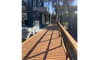 CASA EN VENTA VILLAROBLES 503 BRISAS