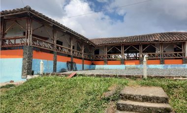 FINCA 41 CUADRAS A 15 MINUTOS DE FILANDIA