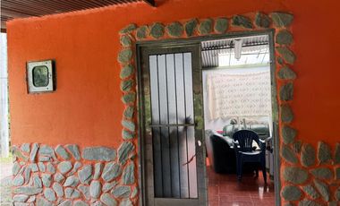 Venta de casalote de 3200 M2 en 330 millones en La Mesa Cund, COL