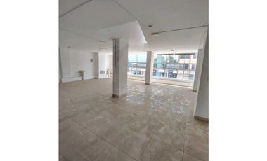 Local comercial de renta sector Tumbaco