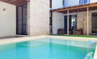 VENTA CASA CON ALBERCA PRIVADA PLAYA DEL CARMEN