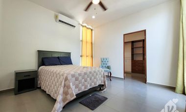 VENTA CASA CON ALBERCA PRIVADA PLAYA DEL CARMEN