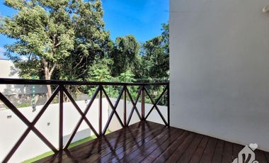 VENTA CASA CON ALBERCA PRIVADA PLAYA DEL CARMEN