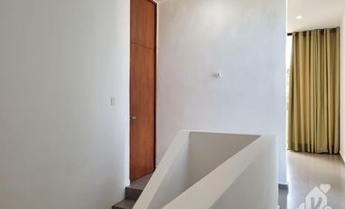 VENTA CASA CON ALBERCA PRIVADA PLAYA DEL CARMEN