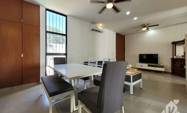 VENTA CASA CON ALBERCA PRIVADA PLAYA DEL CARMEN