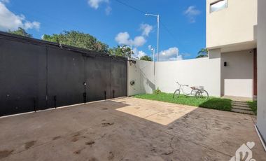 VENTA CASA CON ALBERCA PRIVADA PLAYA DEL CARMEN