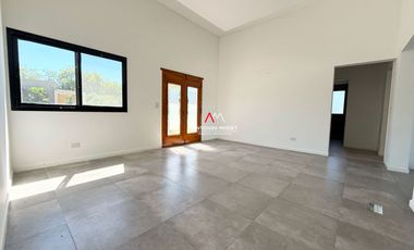 VENTA DE CASA EN Pilar