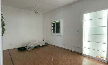 Casa en alquiler en Moron Centro