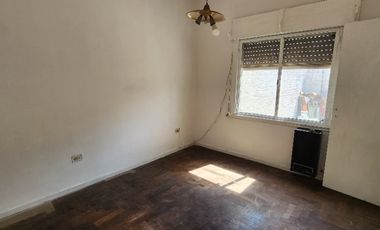Departamento Tipo Casa en alquiler en Caseros