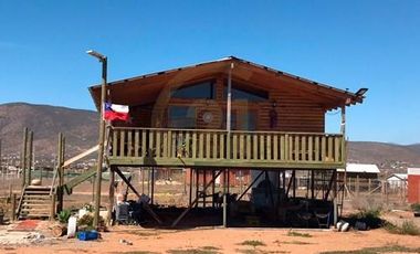 Venta de terreno con cabaña Guanaqueros Coquimbo