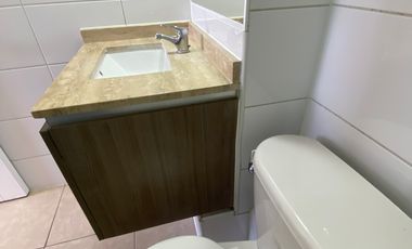 Se arrienda Excelente Departamento