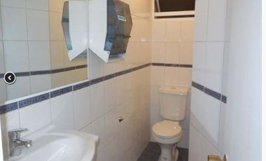 Oficina en Arriendo en Av. Apoquindo frente a Municipalidad e Las Condes