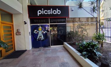 Oficina en Arriendo en Av. Apoquindo frente a Municipalidad e Las Condes