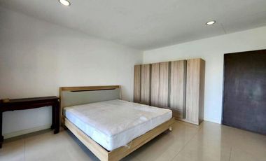 Large Golf Condo in Hua Hin at Palm Hills Golf Resort