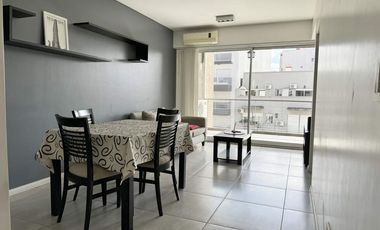 VENTA de 2 Ambientes, Balcón Frente, Impecable estado!