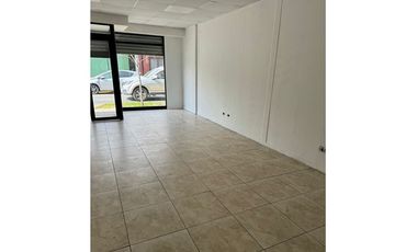 ¡Local Comercial  Médicos, otros!