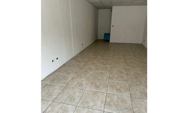 ¡Local Comercial  Médicos, otros!