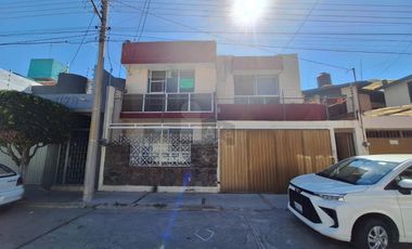 Casa en venta en las Reynas Irapuato Gto.