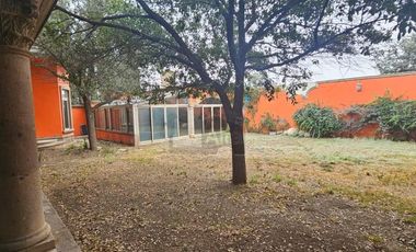 Casa en venta al norte de Saltillo, Residencial Jardines de Versalles